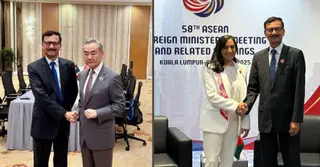 চীন-কানাডার সঙ্গে বাণিজ্য ও মানবিক সহায়তায় নতুন সহযোগিতার আশ্বাস পেলো বাংলাদেশ